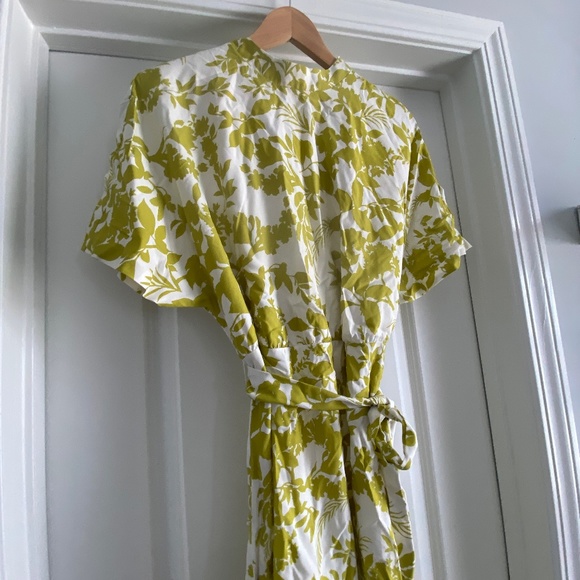 NWT - Ann Taylor Summer Dress - Size 6 - Picture 3 of 7